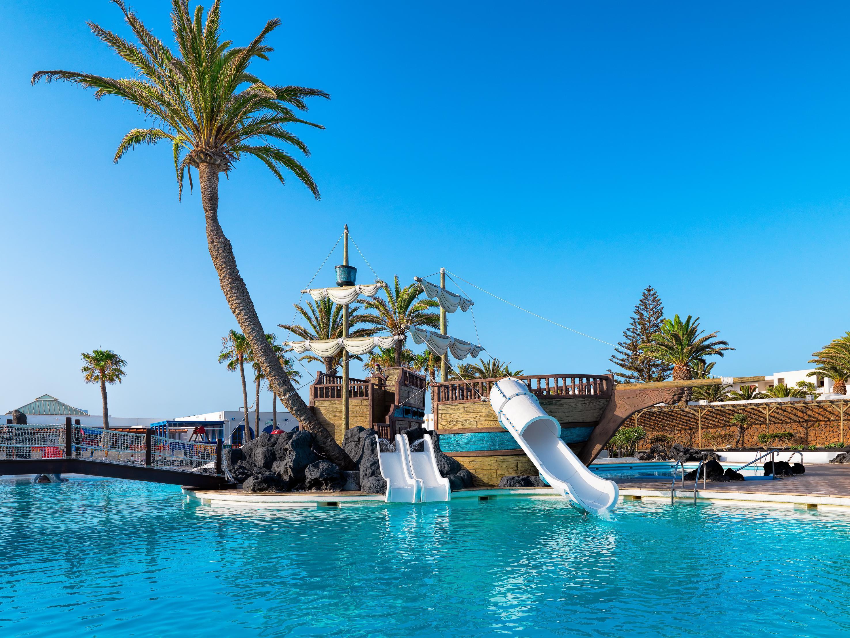 H10 Suites Lanzarote Gardens Costa Teguise Ngoại thất bức ảnh