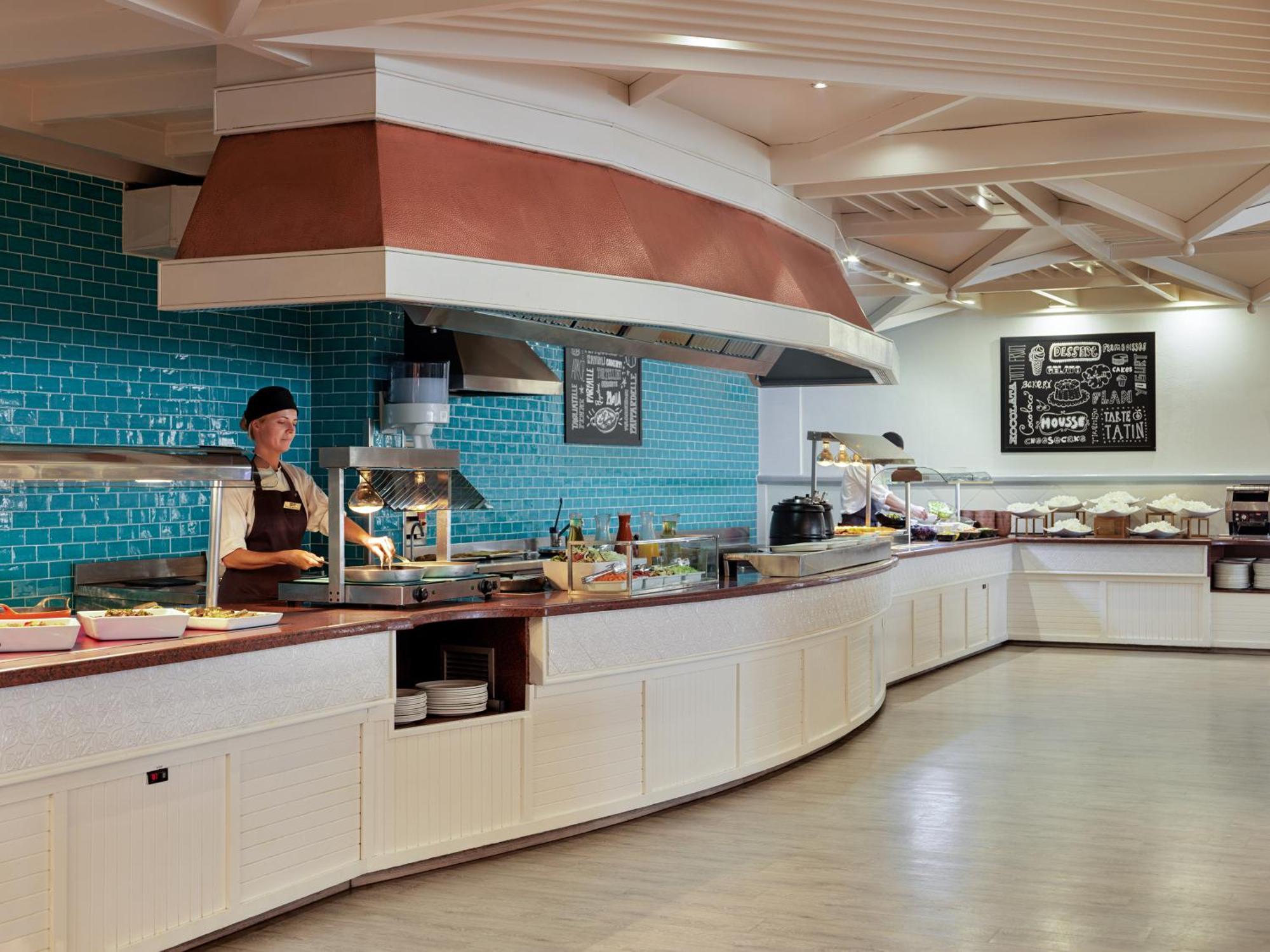 H10 Suites Lanzarote Gardens Costa Teguise Ngoại thất bức ảnh