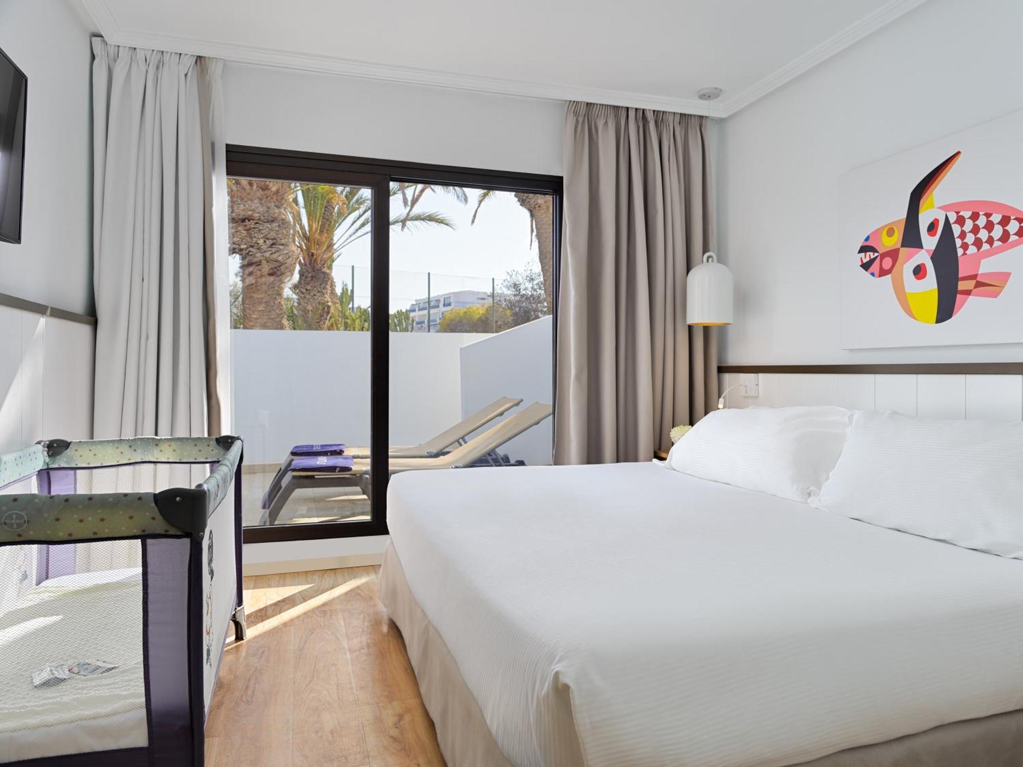 H10 Suites Lanzarote Gardens Costa Teguise Ngoại thất bức ảnh