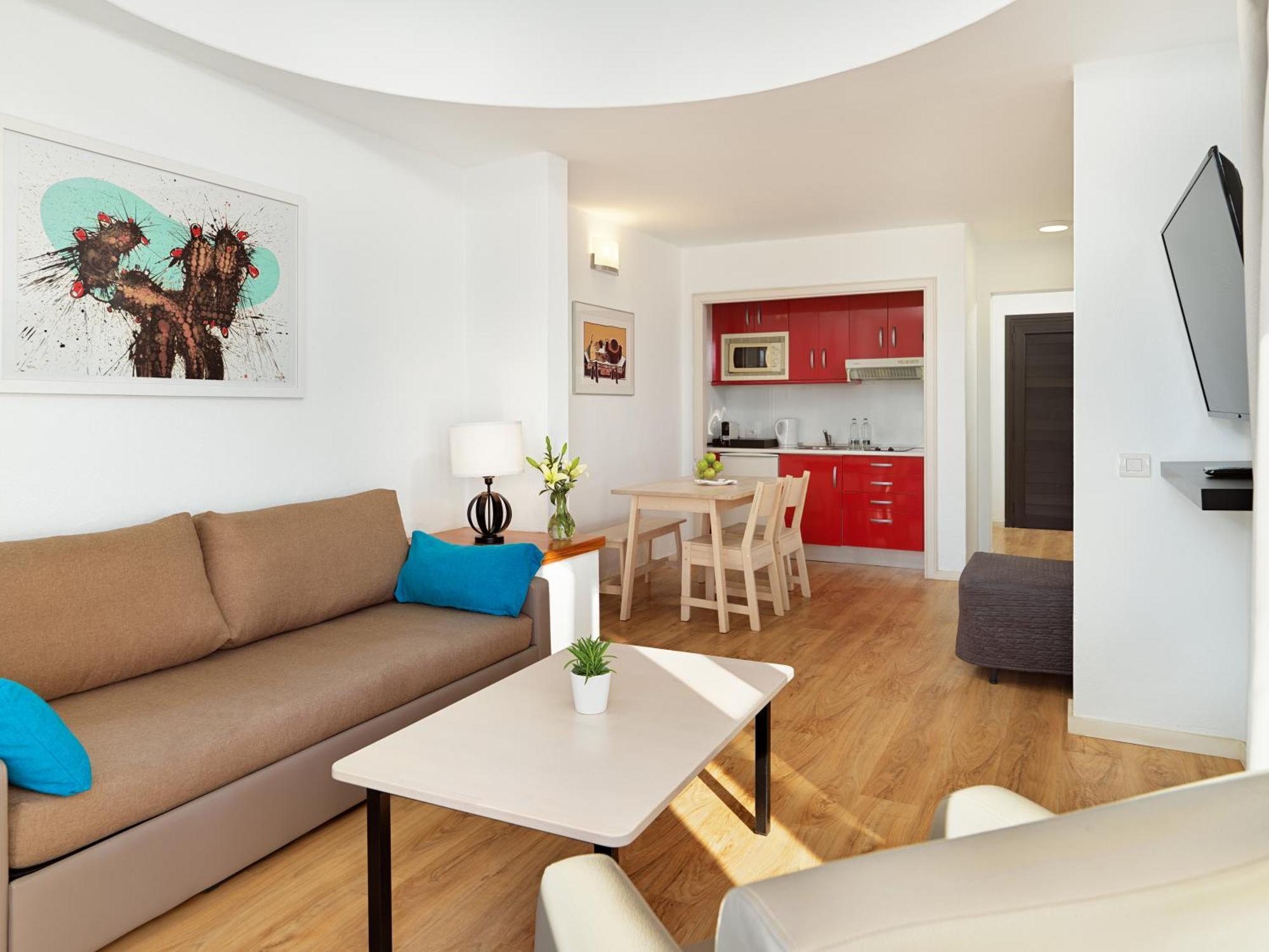 H10 Suites Lanzarote Gardens Costa Teguise Ngoại thất bức ảnh